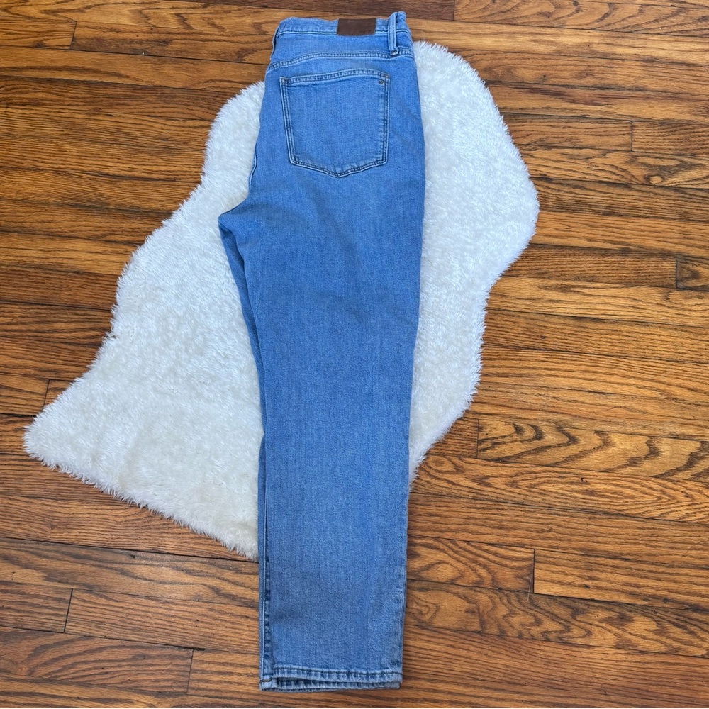Madewell High Rise Slim Boyjean Blue Wash Distressed Jeans  Sz 32